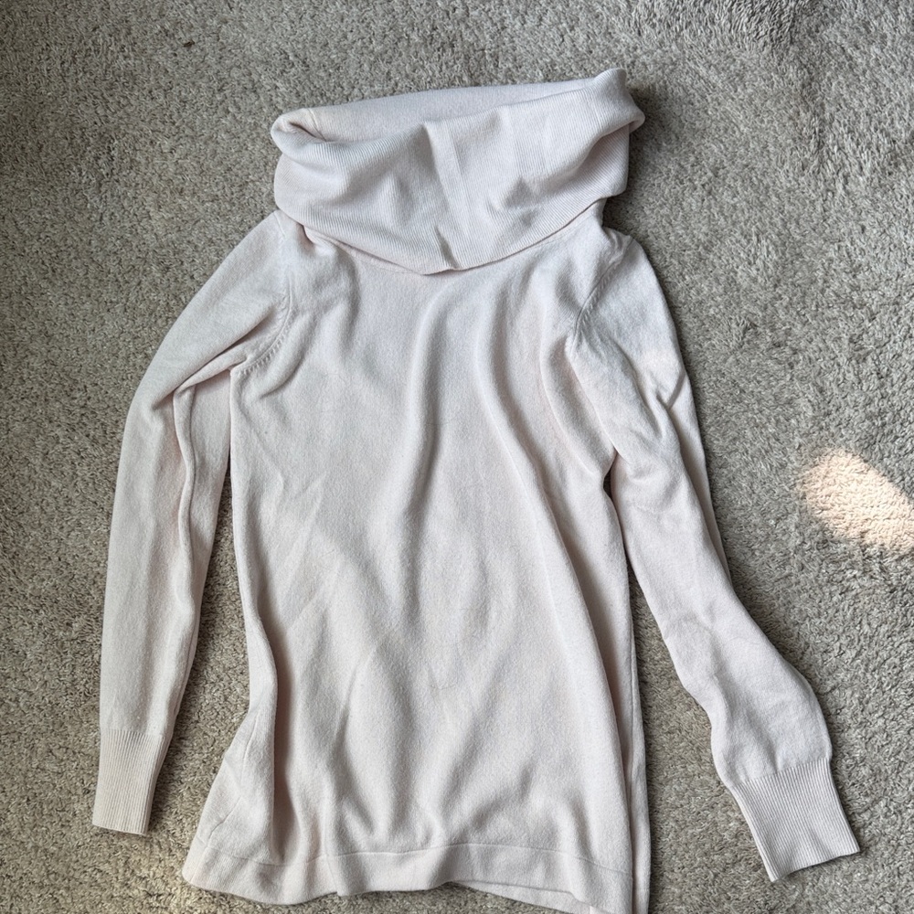 Women's Cowlneck Sweater light pink